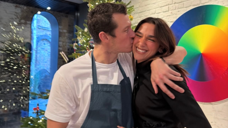 Así comenzó la historia de amor de Dua Lipa y su esposo Callum Turner