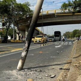 Ocho cámaras de fotomultas quedaron en perdida total tras alteración de orden público en Cali