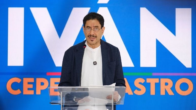 Cepeda advierte que acudirá a la 'desobediencia civil' si De la Espriella no cumple exigencias