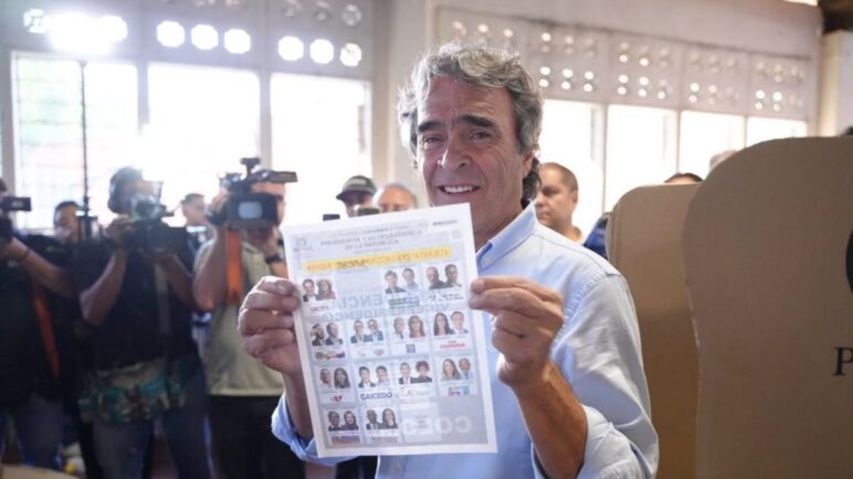 Sergio Fajardo aseguró que su millón de votos será "importante" para elecciones en Colombia