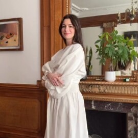 Video | Así confirmó Anne Hathaway que está nuevamente embarazada