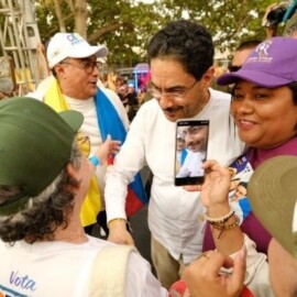 Iván Cepeda cerró campaña en Bogotá y Atlántico; hizo llamado a fortalecer el voto popular