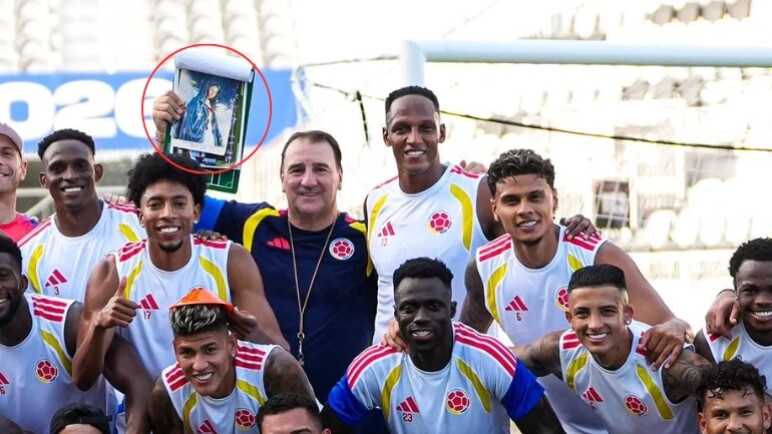 ¿Cuál es la Virgen que acompaña a Néstor Lorenzo en cada partido de Colombia?