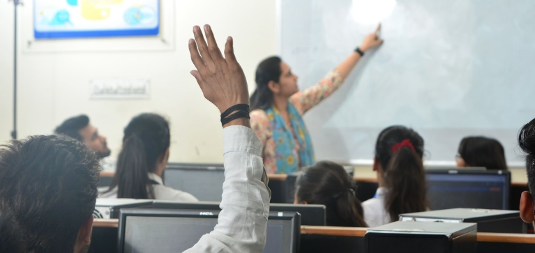 Prima de profesores en Colombia: fechas de pago, requisitos y excepciones para 2026