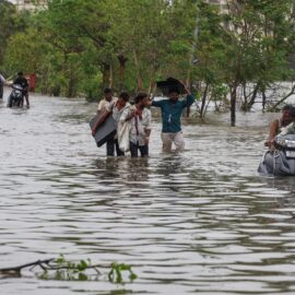 Caos por el monzón en la India: lluvias dejan muertos, inundaciones y miles de evacuados