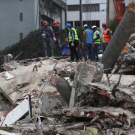 Aumenta a 2.645 el número de fallecidos por el doble terremoto en Venezuela