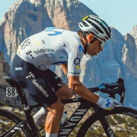 Einer Rubio abandona el Tour de Francia tras un fuerte accidente