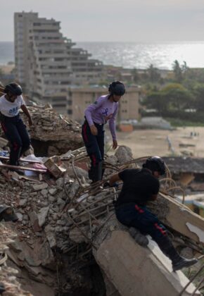 Aumenta a 3.811 la cifra de muertos por los terremotos en Venezuela