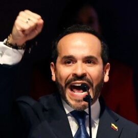 De la Espriella anuncia cierre de catorce embajadas: ¿cuáles serán?