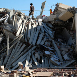 Asciende a 3.685 la cifra de muertos por terremotos en Venezuela