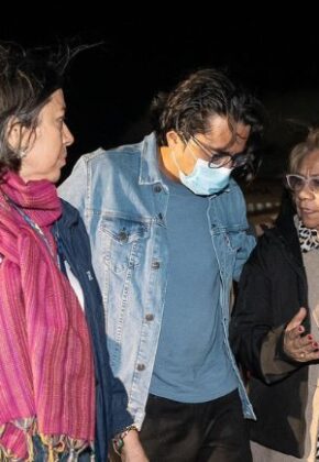 El activista Beto Coral llega a Colombia deportado de EEUU un mes después de su detención