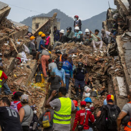 Ascienden a 2.295 el número de fallecidos por el doble terremoto en Venezuela