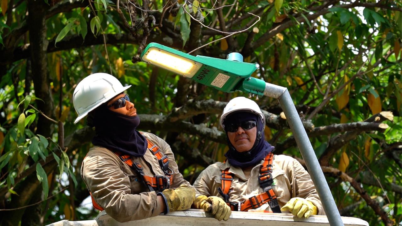 EMCALI abrió convocatoria para modernizar el 100 % del alumbrado público de Cali