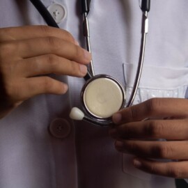 Supersalud limitará la espera para reclamar medicamentos en las EPS: Así sería el ajuste