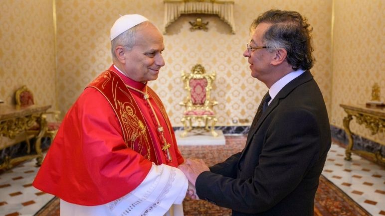 Papa León XIV recibió a Gustavo Petro en el Vaticano; hablaron de Colombia y Latinoamérica